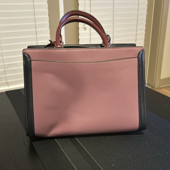 Coach Zoe Carryall in colorblock jasmine - Picture 3 of 6